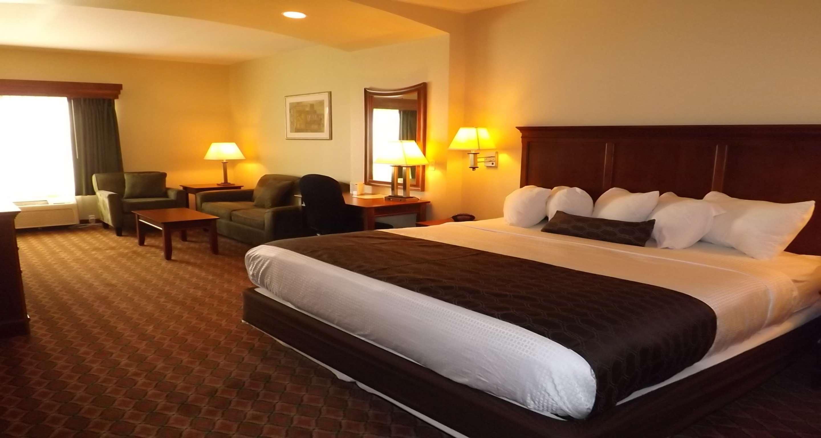 Best Western Plus Midamerica Hotel Mascoutah المظهر الخارجي الصورة