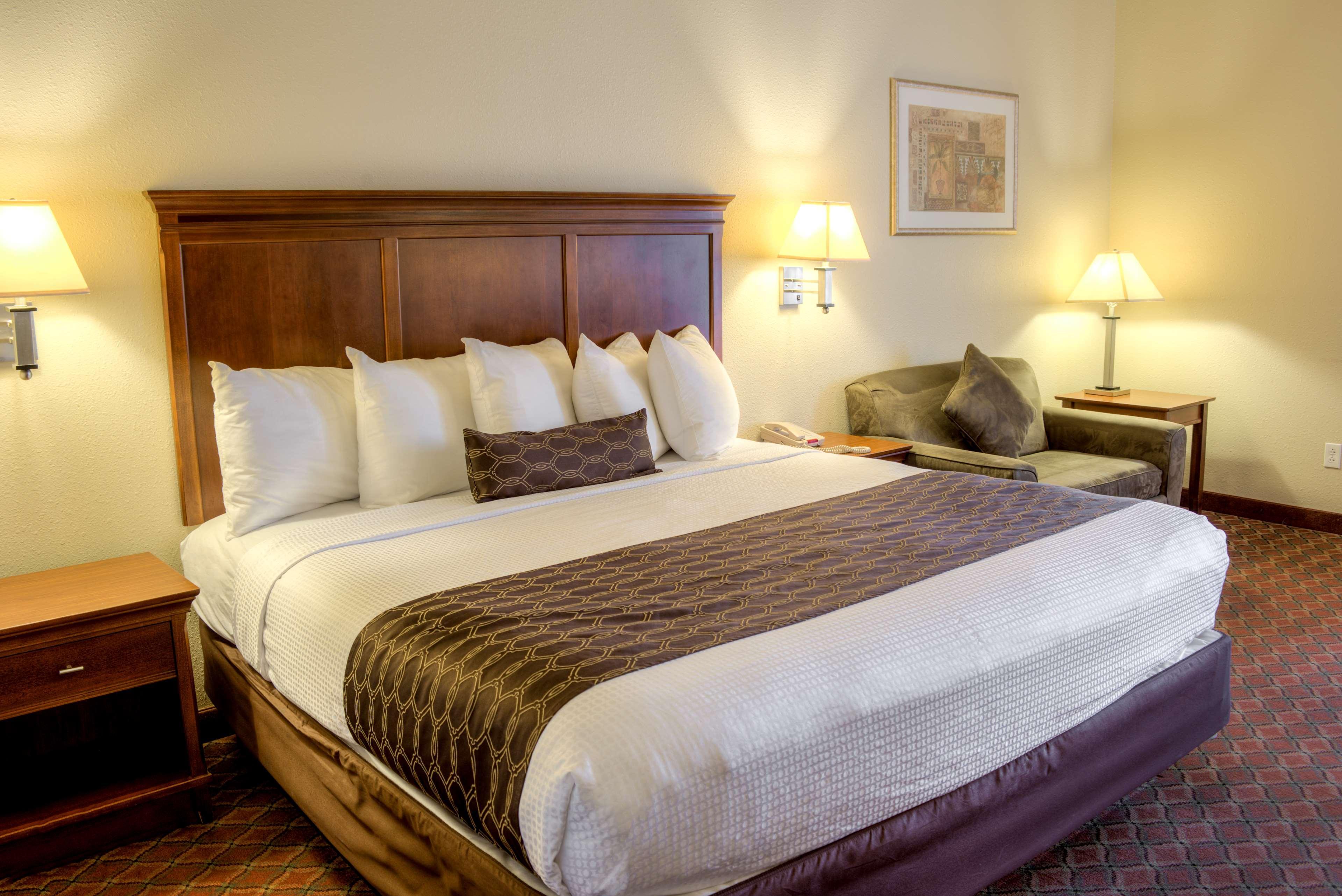 Best Western Plus Midamerica Hotel Mascoutah المظهر الخارجي الصورة