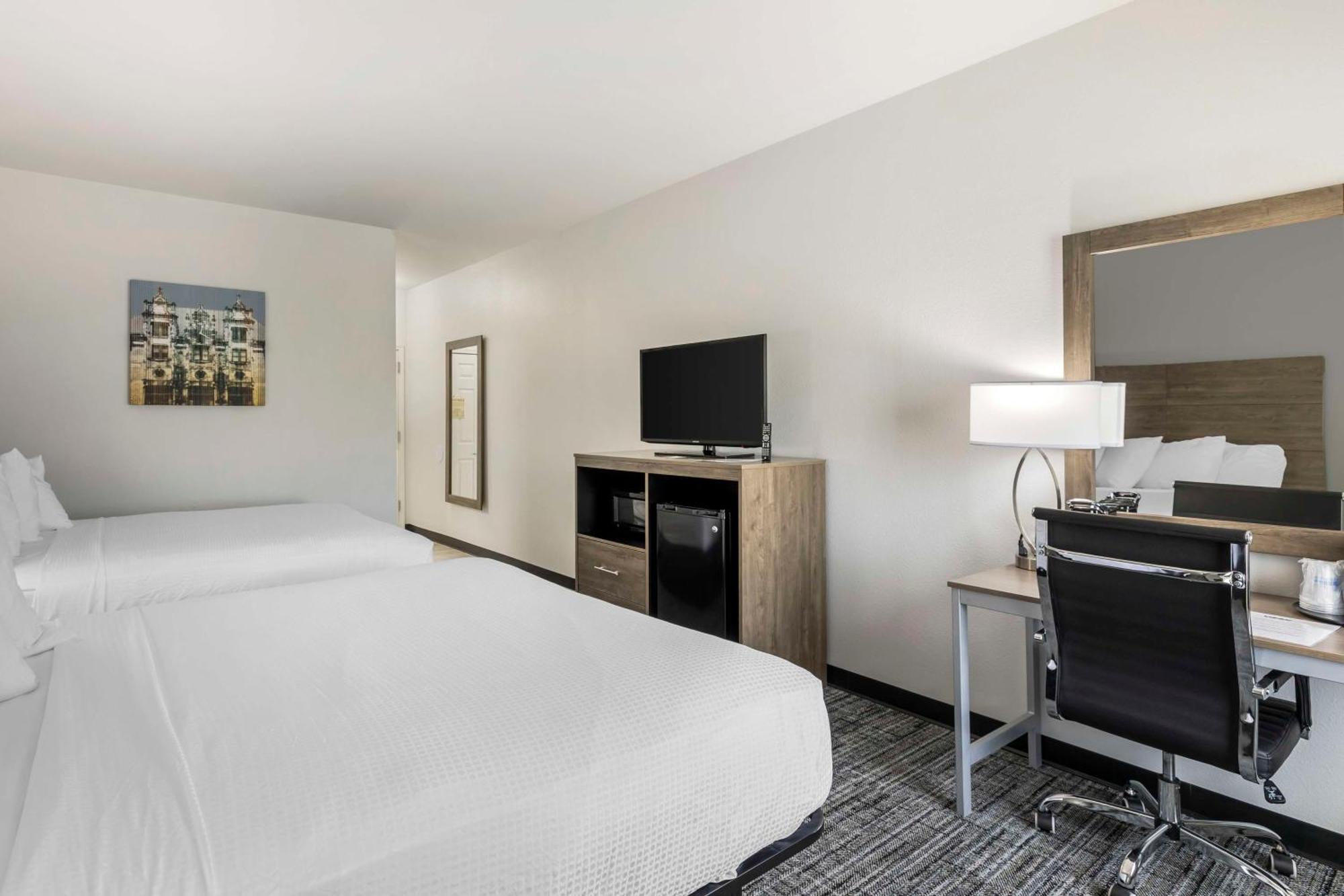 Best Western Plus Midamerica Hotel Mascoutah المظهر الخارجي الصورة